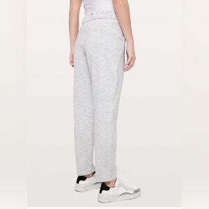 Lululemon On The Fly Pant 27"